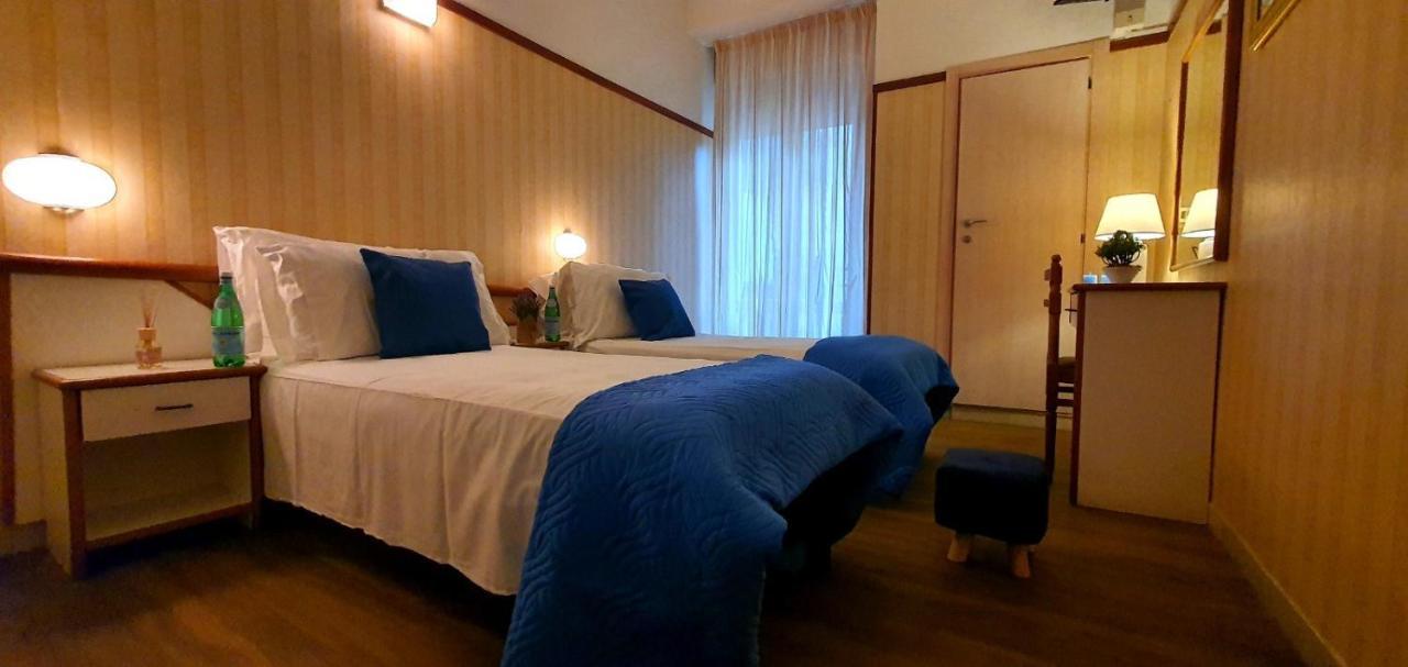 Club Hotel Residence Cesenatico Exterior photo