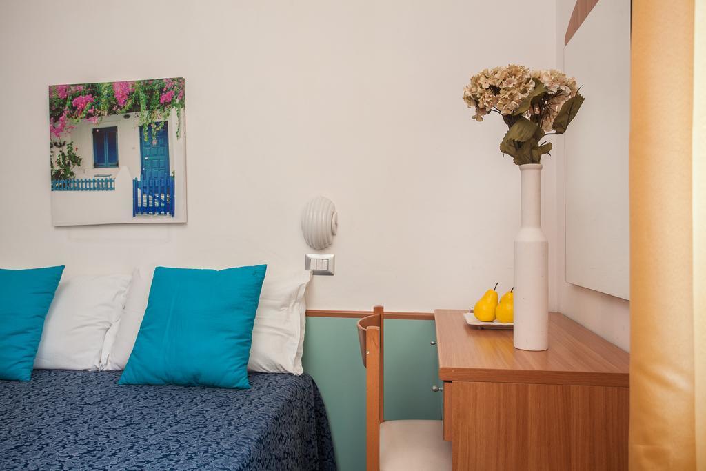 Club Hotel Residence Cesenatico Exterior photo